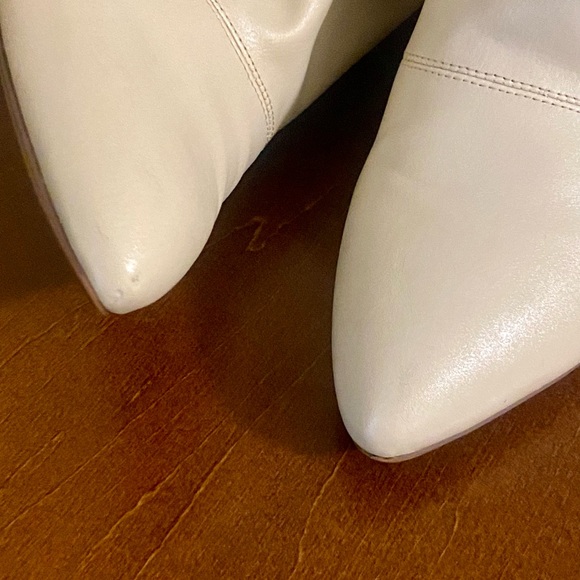 Franco Sarto Kairi Bootie - Picture 3 of 13